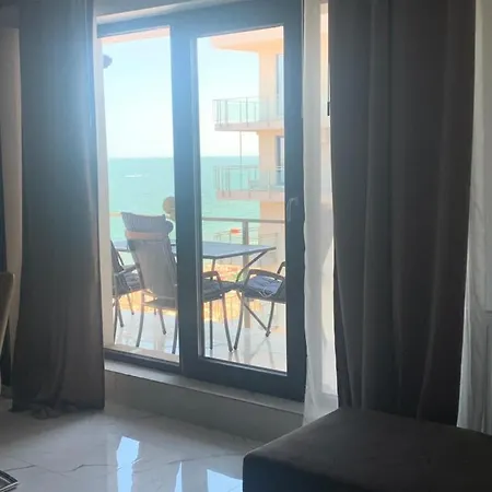 Inhaus Beach Residence Apartamento *
